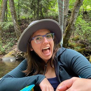 Meet your Posher, Emily